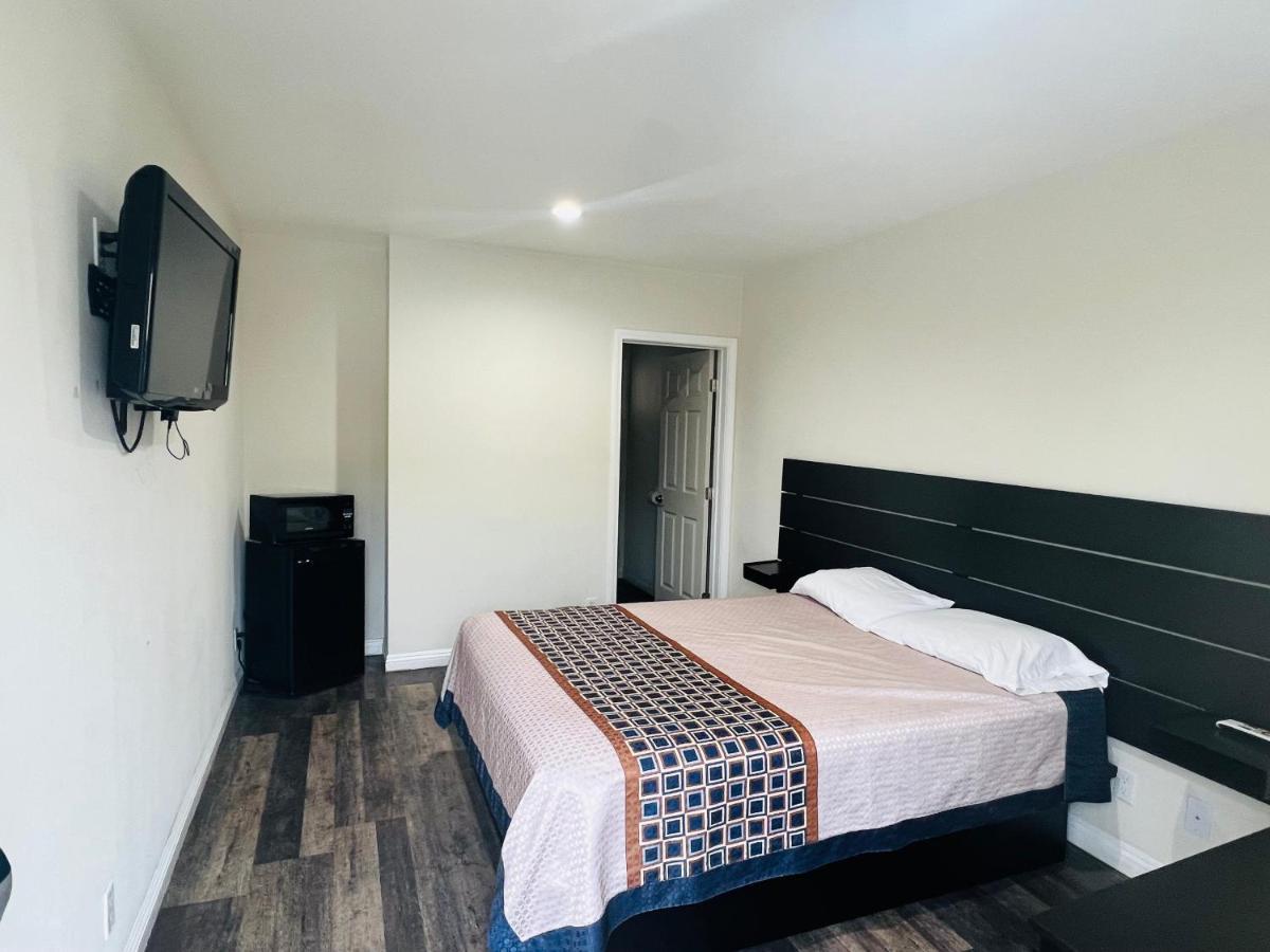 Holly Park Motel Near Lax Lennox Bagian luar foto